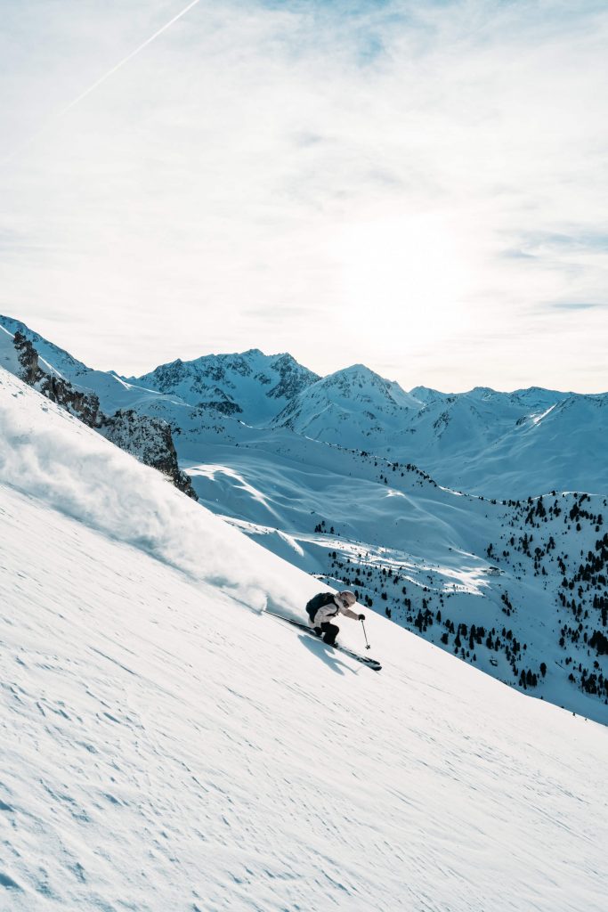 Hadley Hammer Skiing Powder